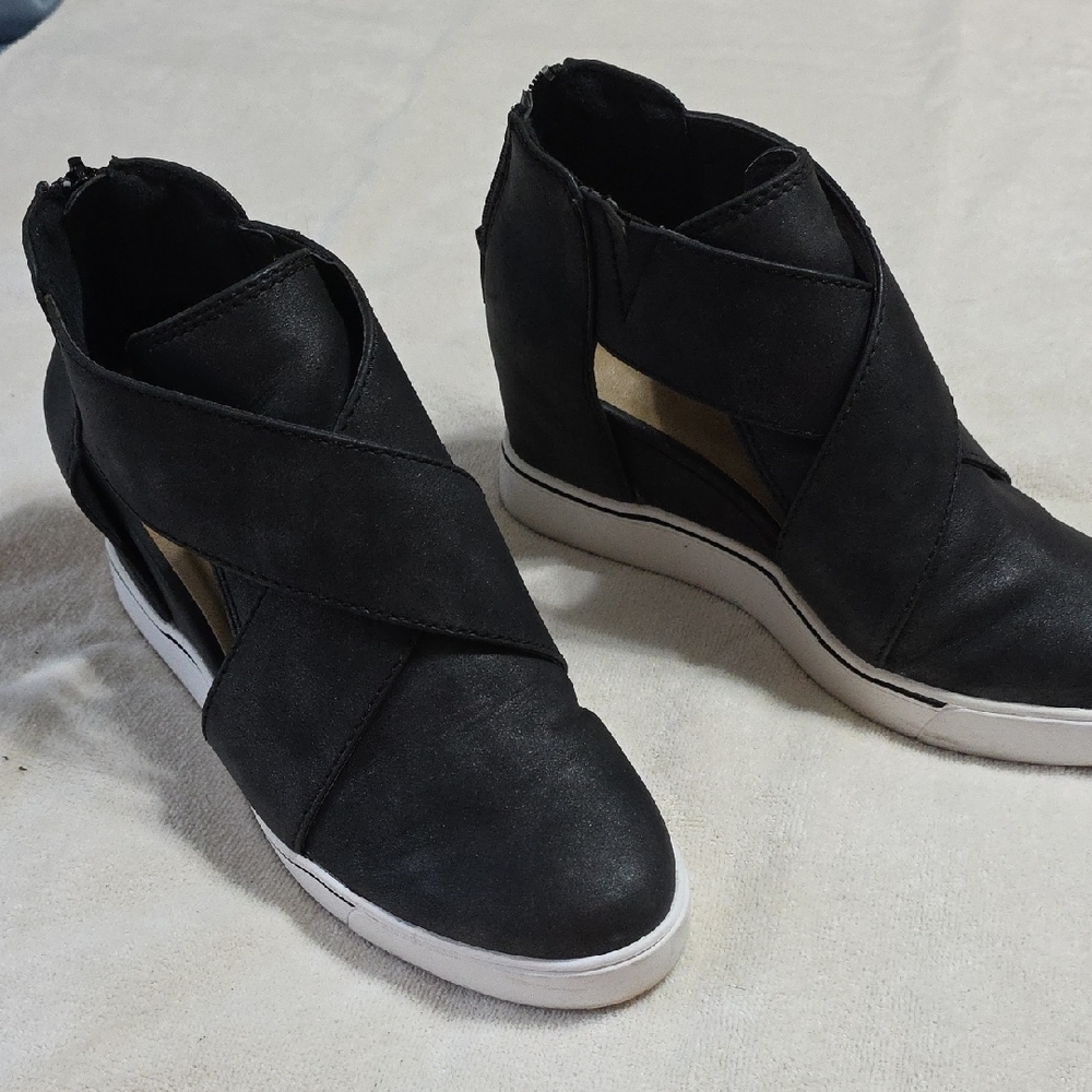 Maurices Black Wedge Shoes Modern Design